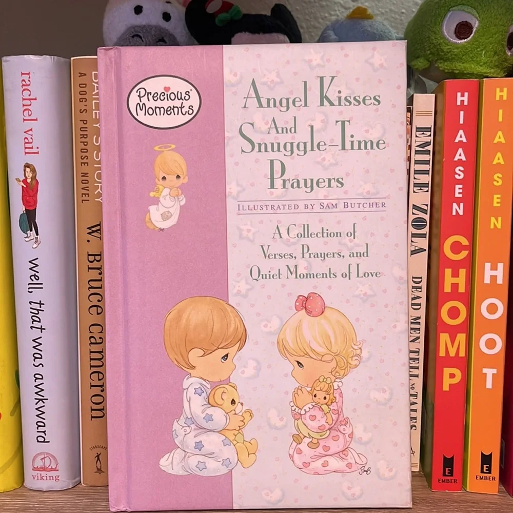 🔥 SALE Little Miss Grace Prayer Book + Precious Moments Prayer book